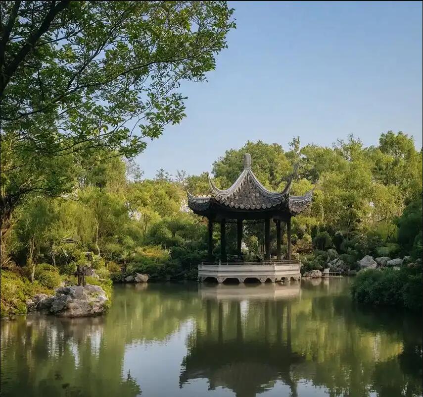 临沧临翔雨珍土建有限公司